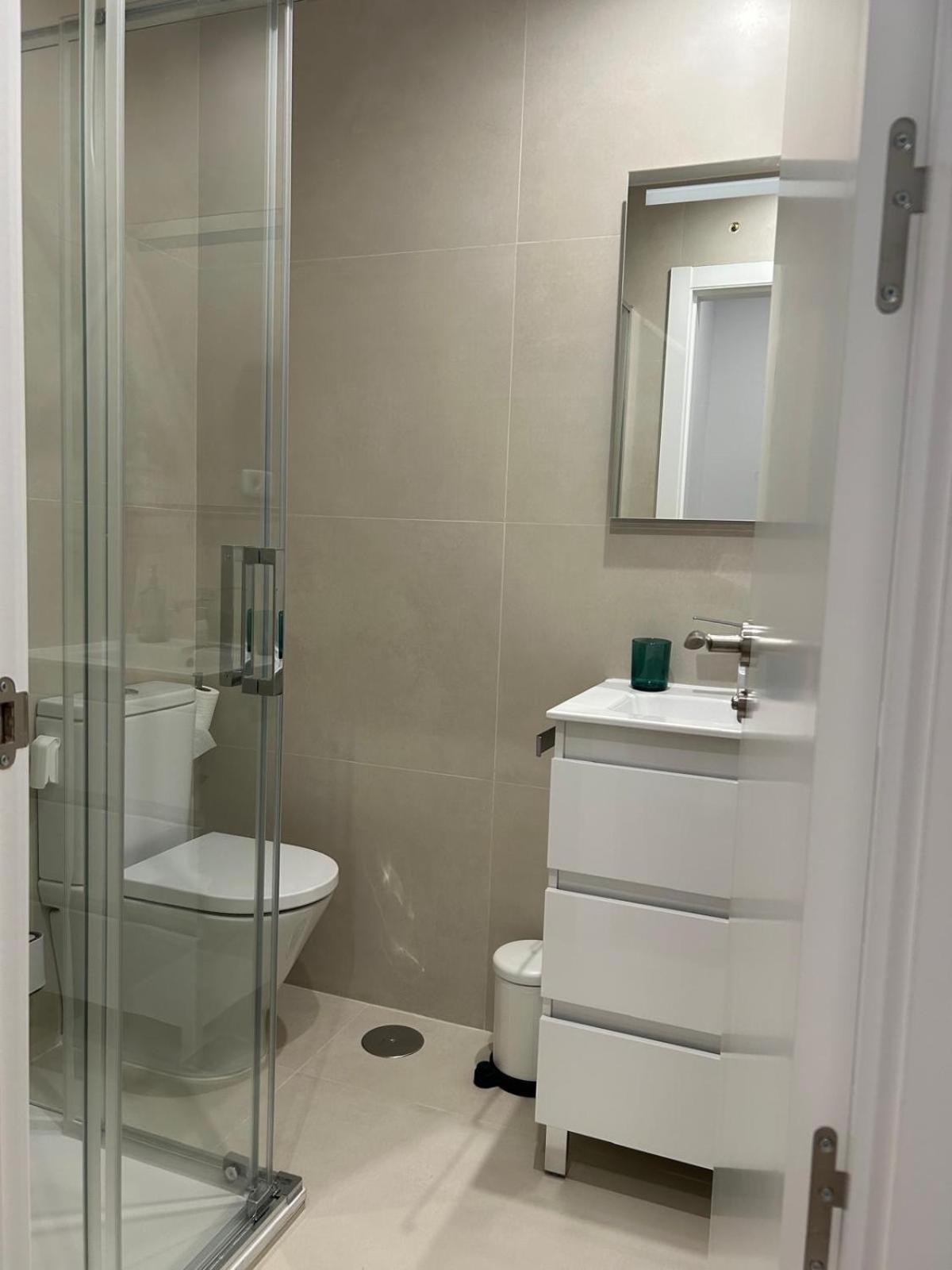 Apartamentos Gravina 马德里 外观 照片