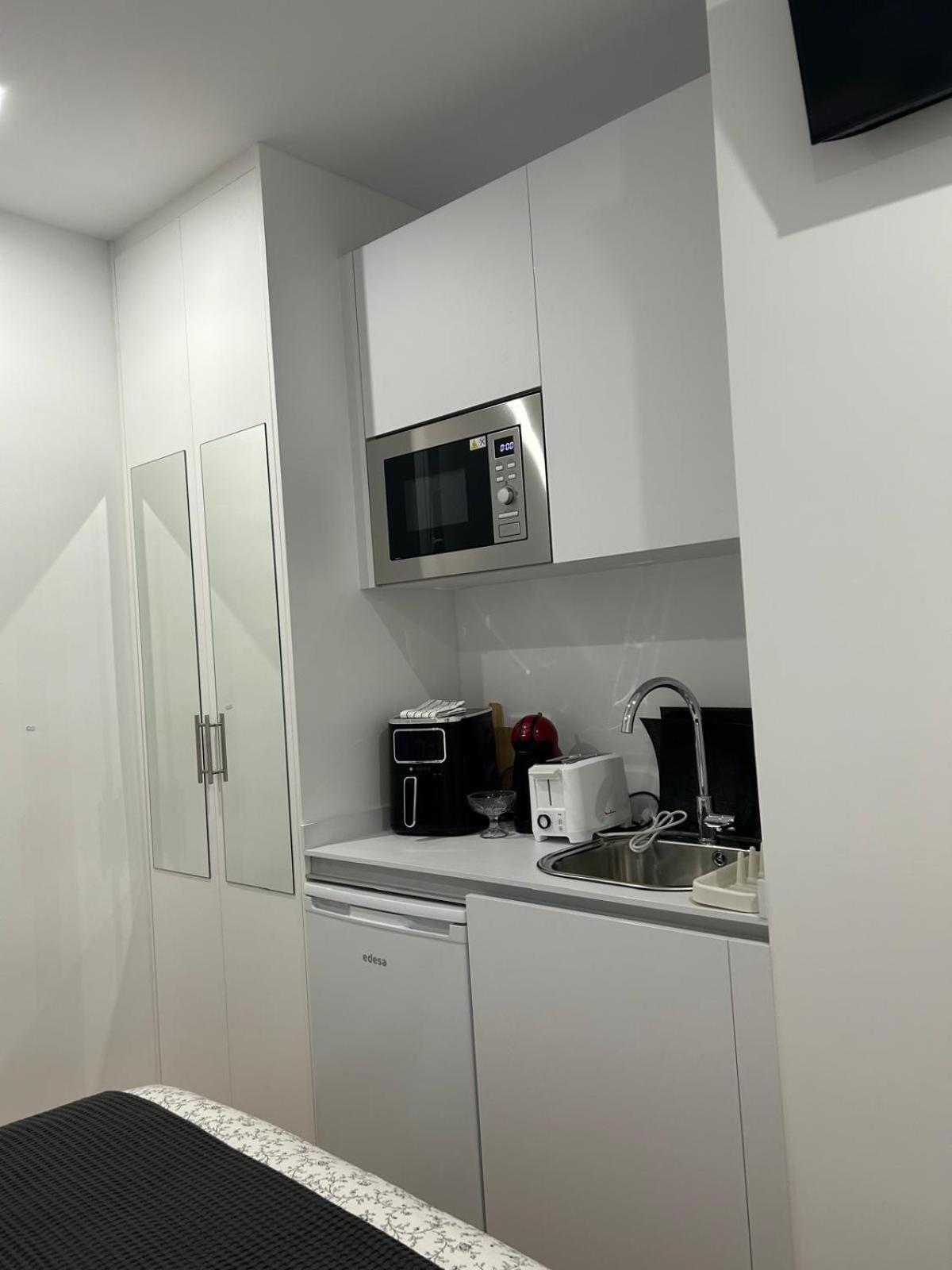 Apartamentos Gravina 马德里 外观 照片