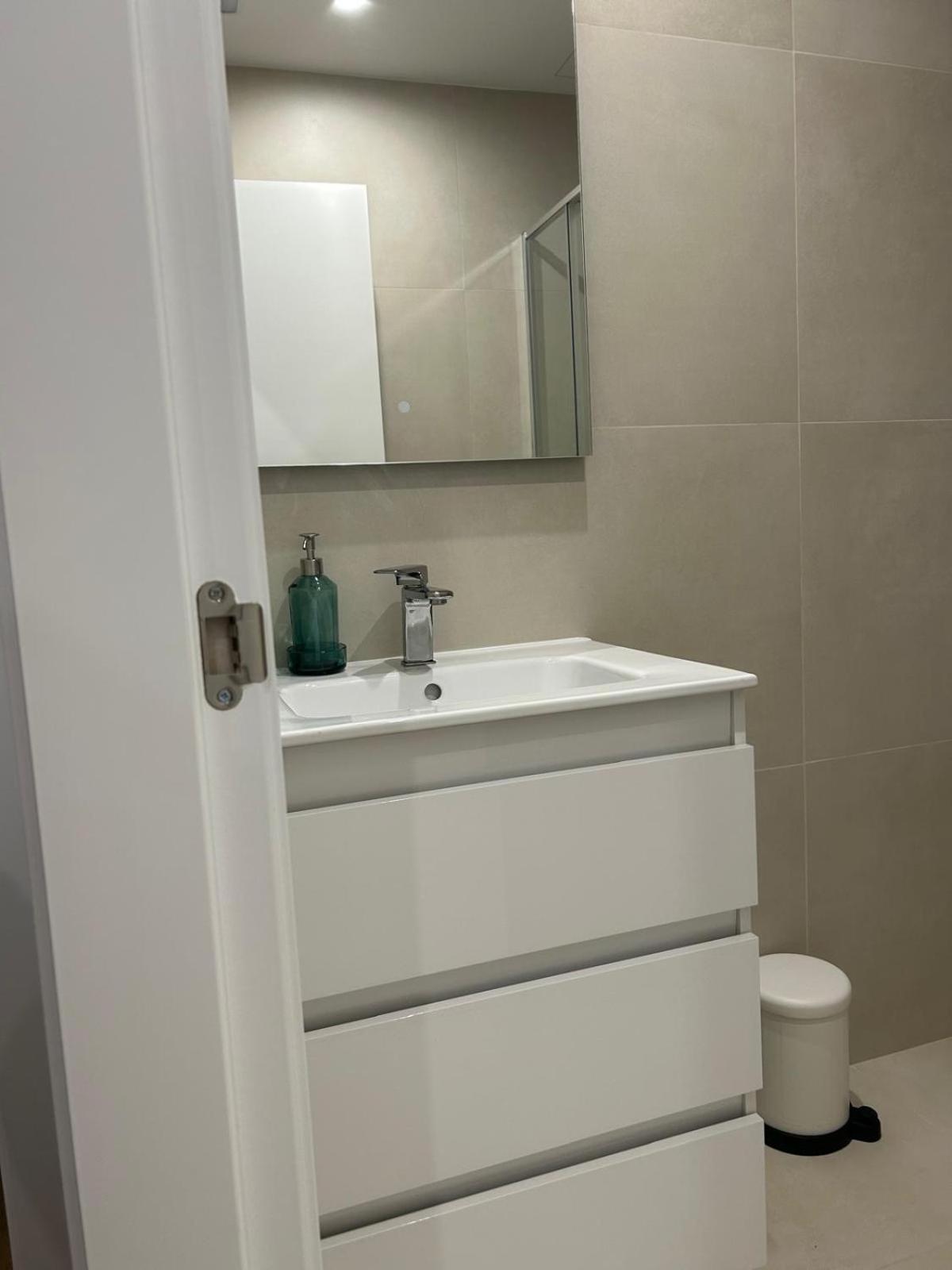 Apartamentos Gravina 马德里 外观 照片